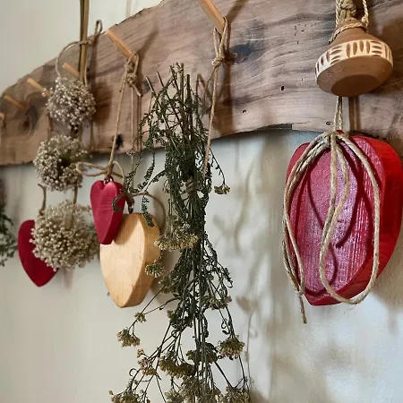 Casa Dei Cuori - Natura, Silenzio, Relax A 550 M Di Quota 3*