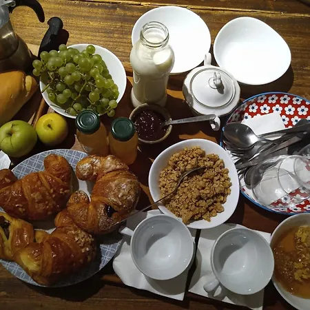 Casa Dei Cuori - Natura, Silenzio, Relax A 550 M Di Quota Bed & Breakfast Langhirano